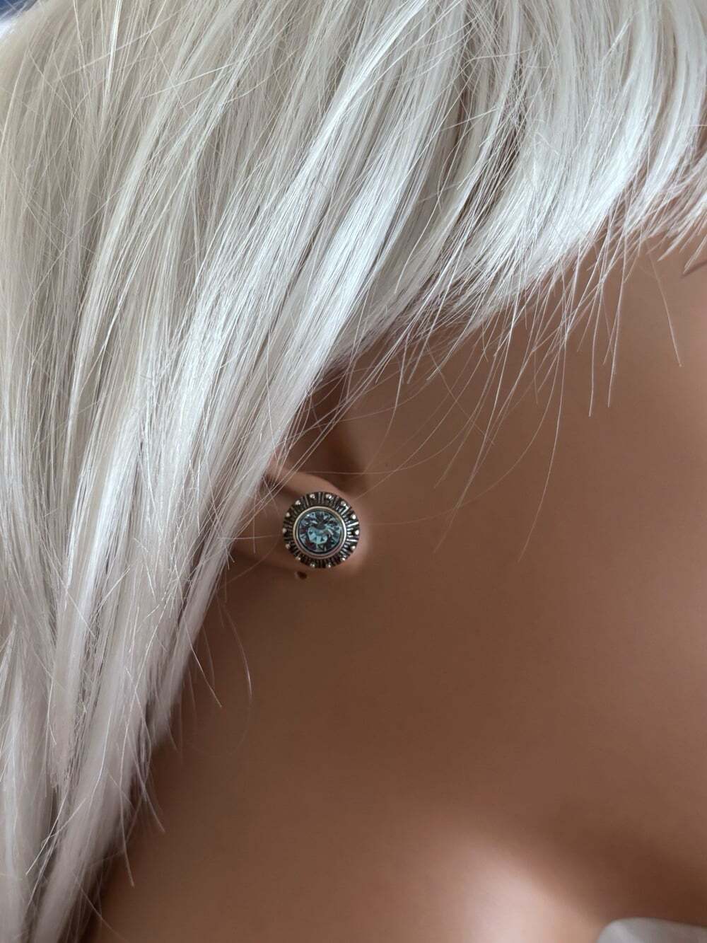Brighton Twinkle Mini Post Earrings Style J20496 Blue Crystal Center - Picture 2 of 6